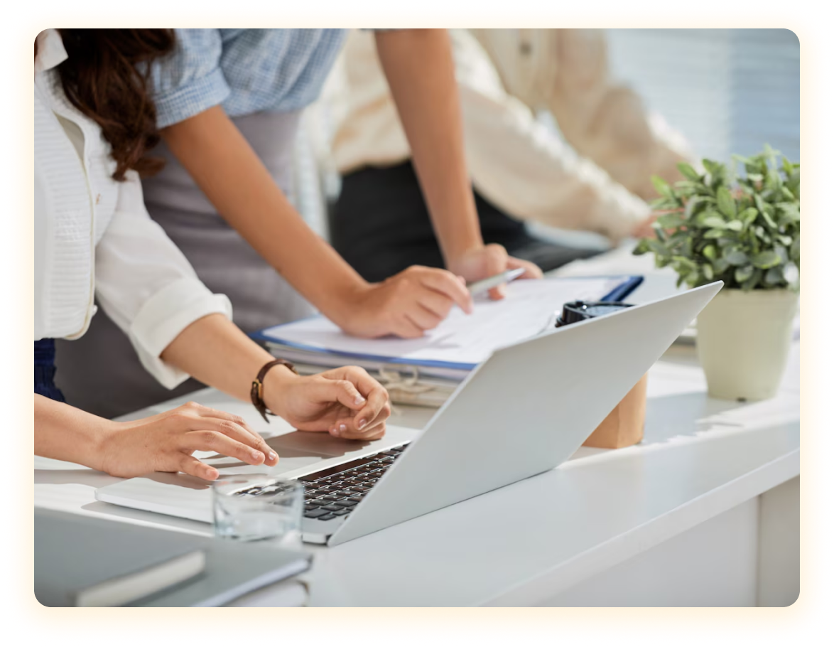 People working at Tecneural